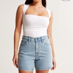 NWT Abercrombie & Fitch the dad high rise short